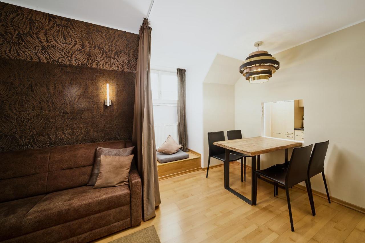Mozart By Welcome To Apartman *